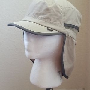 REI hat youth 7y-14y